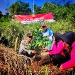 KOLOBRASI HIJAU #18, Polsek Cikajang Menanam Harapan di Gunung Congkrang: “Dua Pohon Beringin, Simbol Keteduhan dan Keteguhan Bhayangkara”