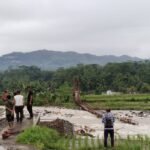 Warga Terisolasi! Banjir Bandang di Tanggeung Putuskan Akses Antar Desa