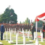 Tangis Haru Iringi Pemakaman Mayor Zulmi, Prajurit Berprestasi TNI