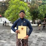 Perwira TNI AL Raih Kenaikan Pangkat Abdi Dalem Kraton Yogyakarta