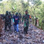 Pastikan Tepat Sasaran, Dandim Garut Turun Langsung Cek Progres Jalan TMMD di Cidahu