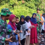 Di Balik Jalan Baru TMMD, Ada Cinta Seorang Ibu yang Tak Pernah Berhenti Melangkah