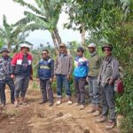 Sambut Event Layangan Dunia, Warga Dua Desa di Cisurupan Kompak Lebarkan Jalan dan Normalisasi Lingkungan